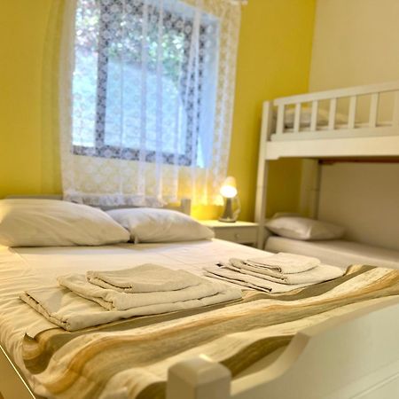 Guest House Julia スタブロス エクステリア 写真