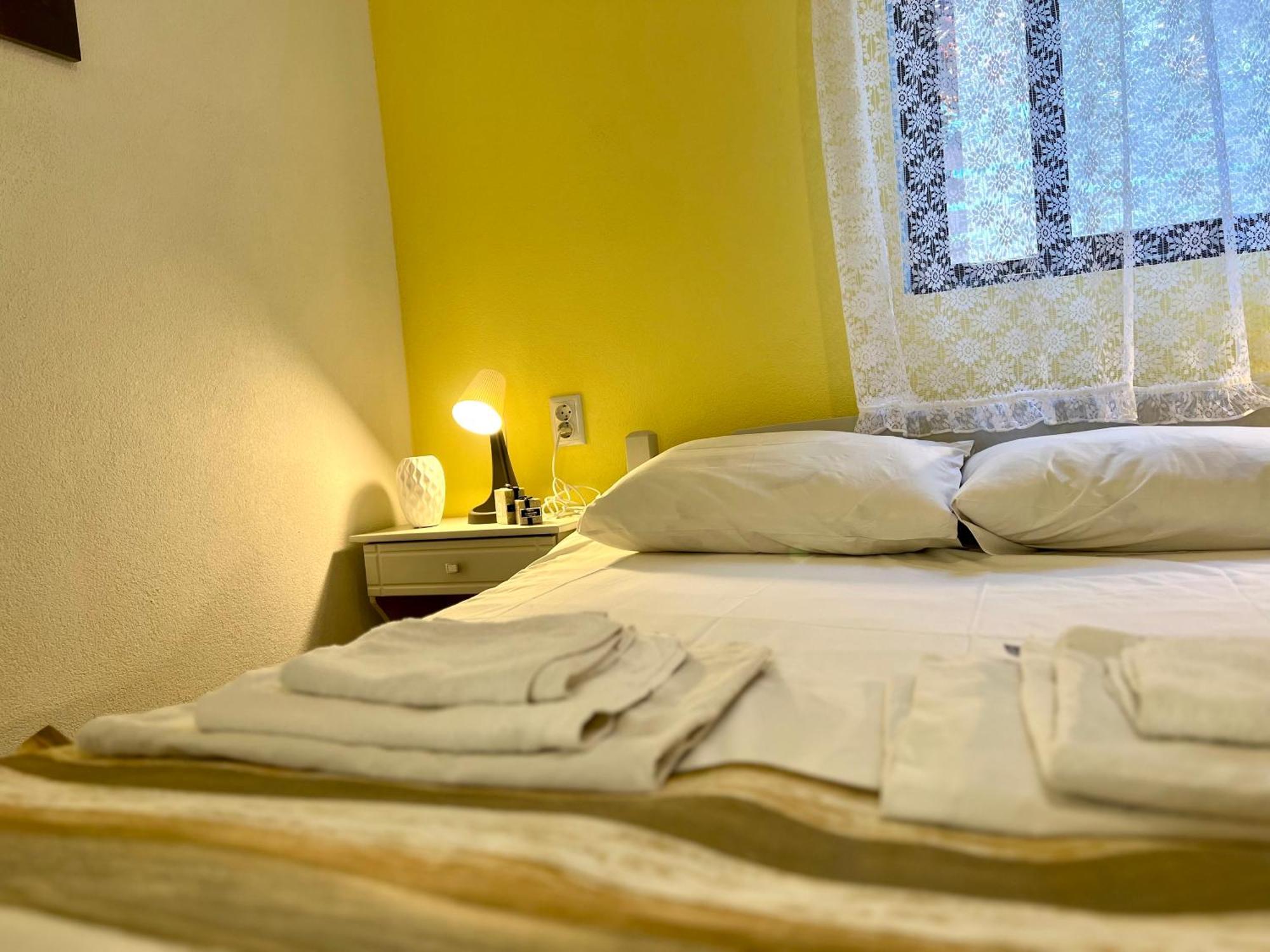 Guest House Julia スタブロス 部屋 写真