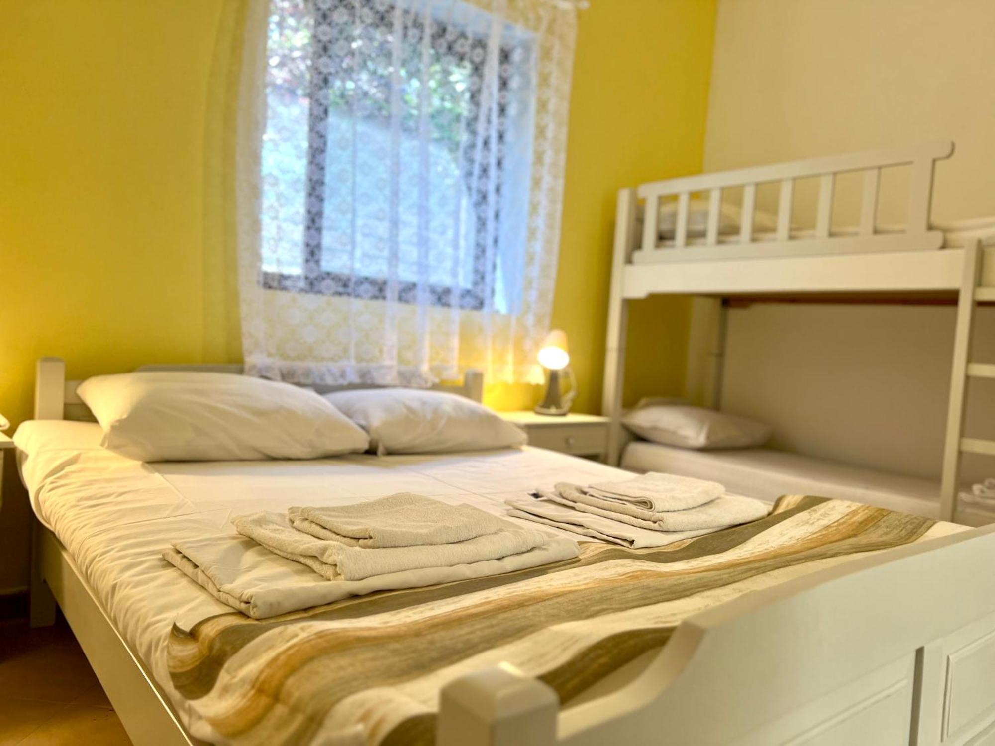Guest House Julia スタブロス エクステリア 写真