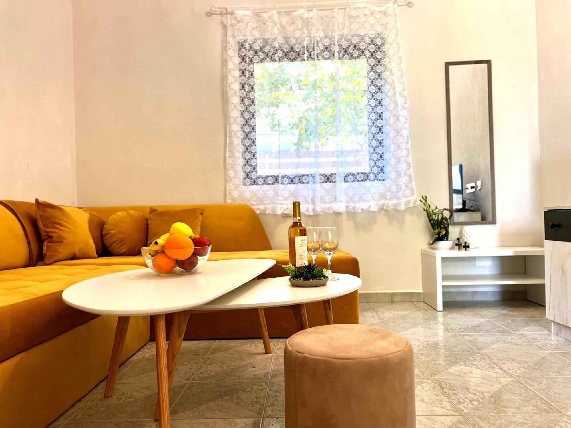 Guest House Julia スタブロス エクステリア 写真